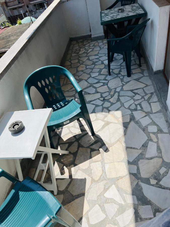 Kesta Sus: Beachside Apartments with Private Terraces in Nesebar Exterior photo